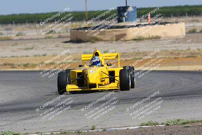 media/Jun-04-2022-CalClub SCCA (Sat) [[1984f7cb40]]/Group 3/Qualifying (Sweeper)/
